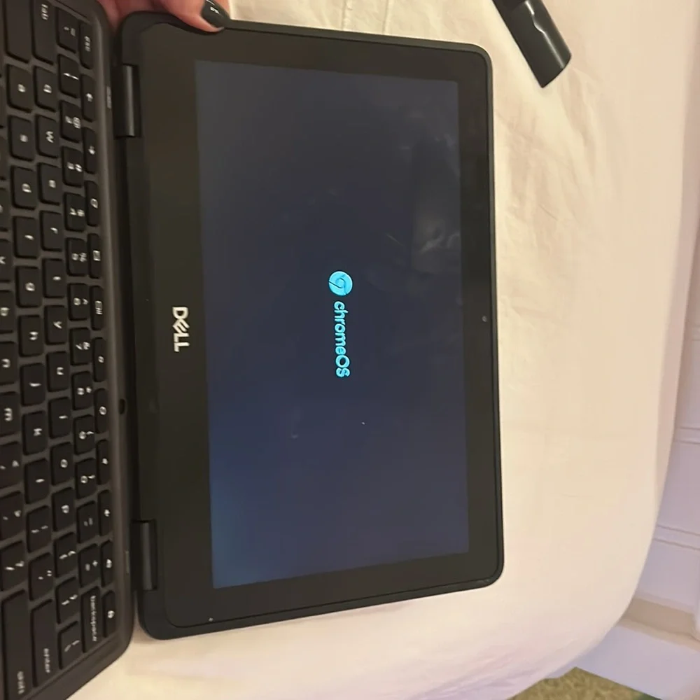 DELL touch screen Chromebook 3100 2 in 1